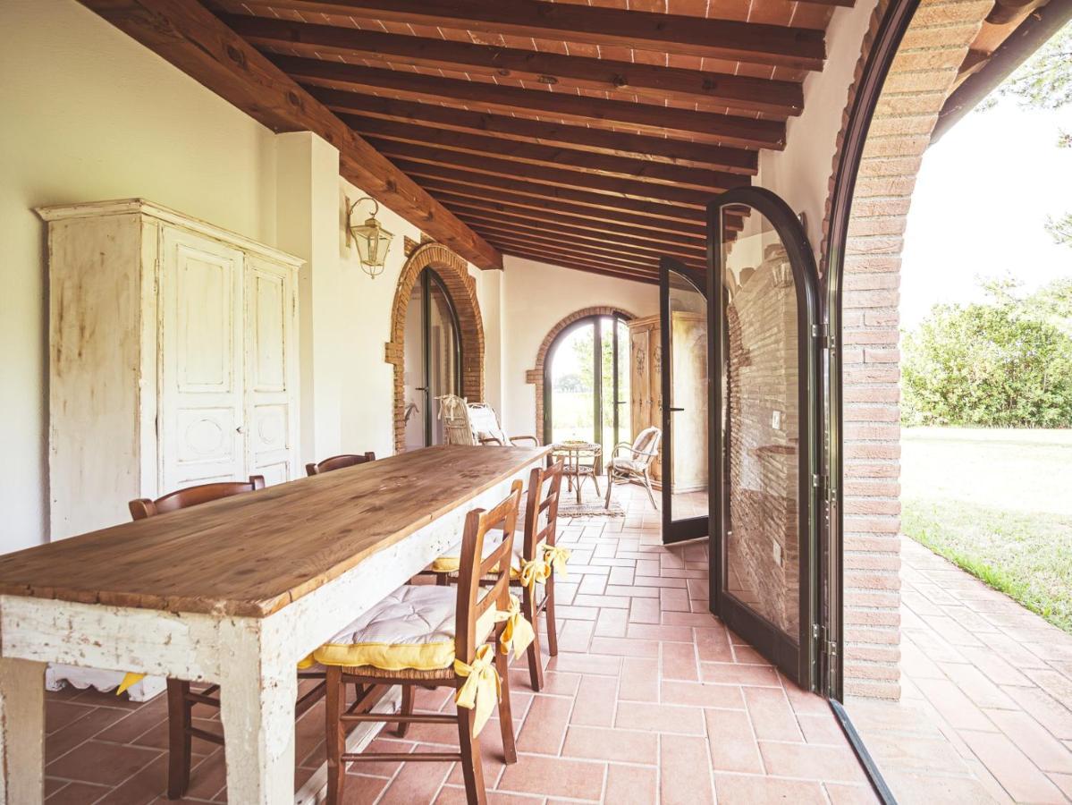 Relais Casale Il Poggetto - Olivo 1 By Zoom In Earth Apartment Cecina  Luaran gambar