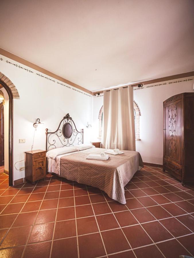 Relais Casale Il Poggetto - Olivo 1 By Zoom In Earth Apartment Cecina  Luaran gambar
