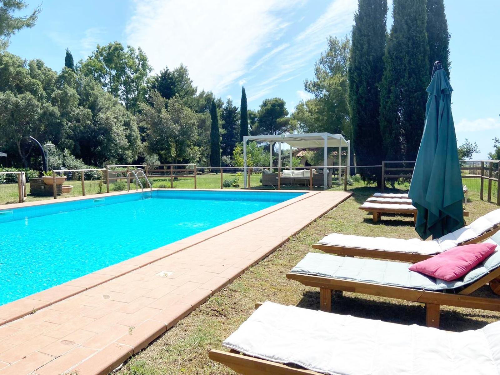 Relais Casale Il Poggetto - Olivo 1 By Zoom In Earth Apartment Cecina  Luaran gambar