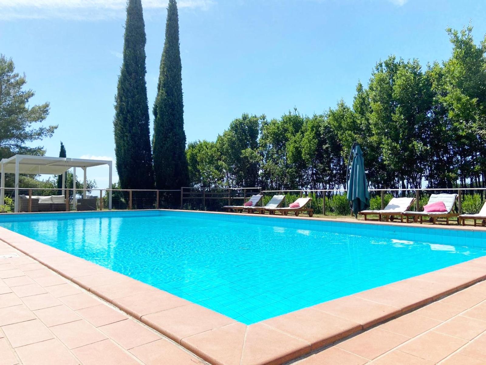 Relais Casale Il Poggetto - Olivo 1 By Zoom In Earth Apartment Cecina  Luaran gambar